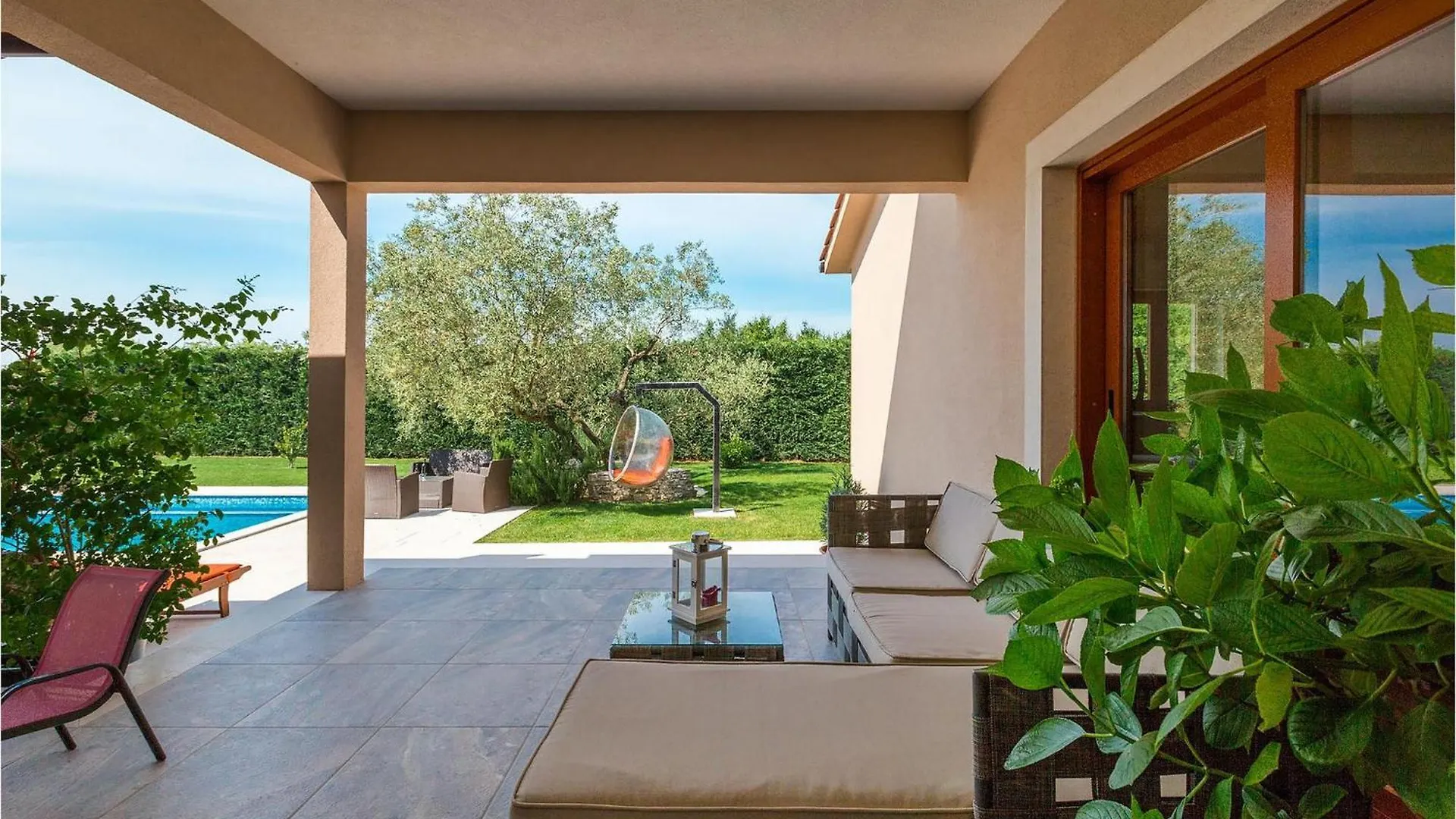 Villa Salambati Smoljanci 0*,  Croatia