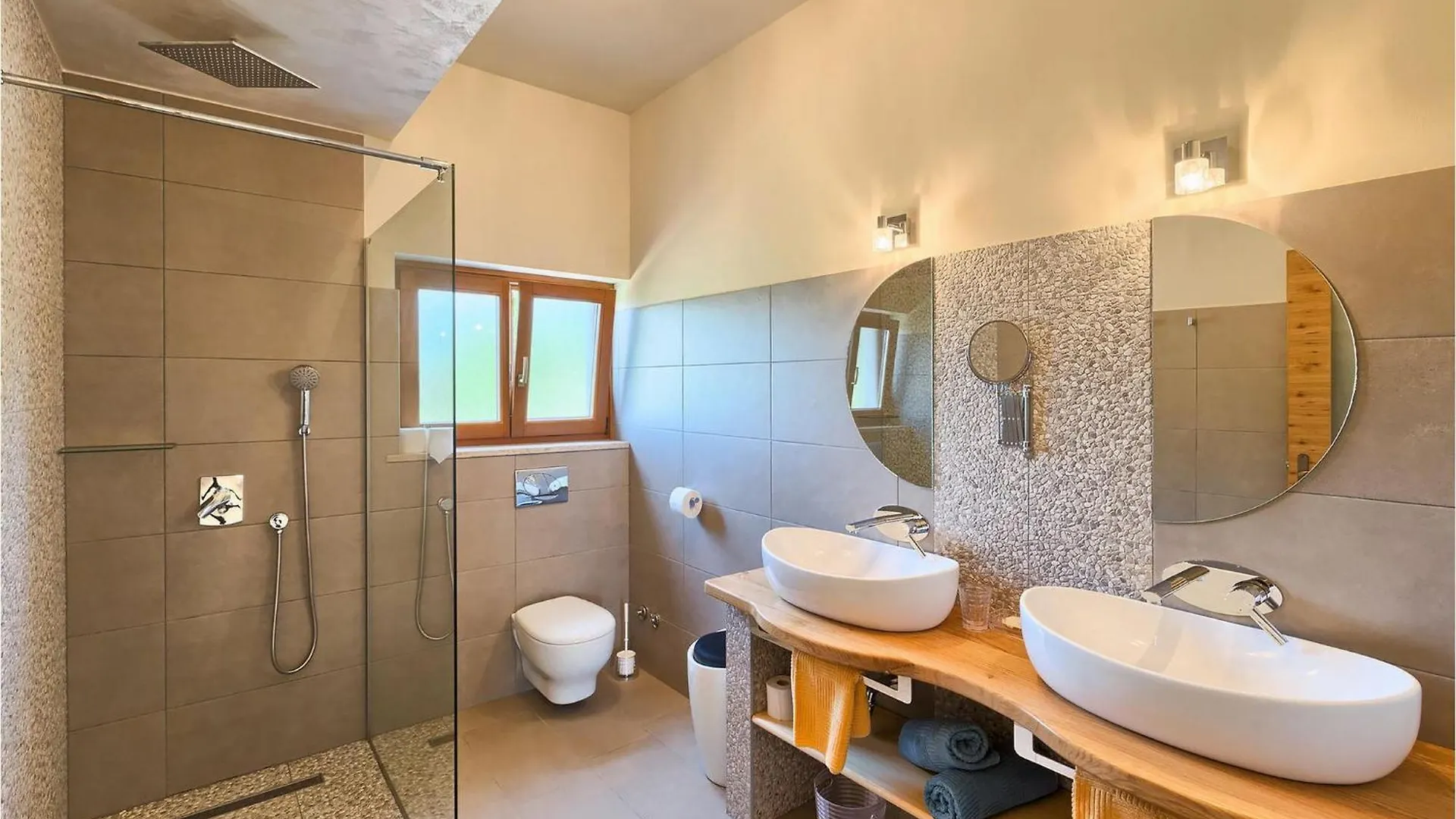 Holiday home Villa Salambati Smoljanci