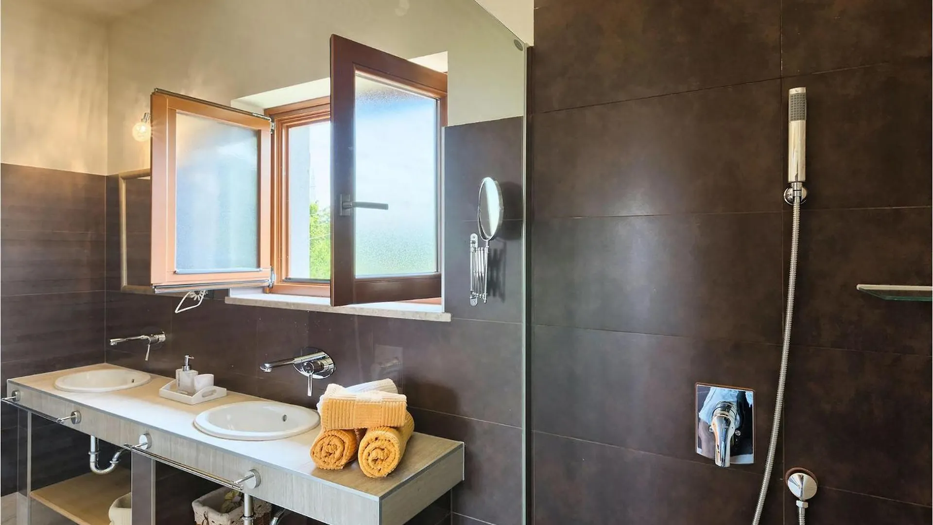 Holiday home Villa Salambati Smoljanci Croatia